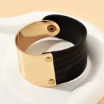 Exaggerated Geometric PU Leather Cuff Bracelet Ladies Personalized Wrist Decoration Accessories Lamination: Other Main Material: Faux Leather Style: Simple Occasions: Everyday occasion Season: Anything goes Vacation: No one