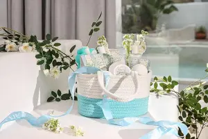 مجموعة هدايا استحمام للنساء - مجموعة فاخرة من 8 قطع برائحة الياسمين، تتضمن سائل بانيو كثيف الرغوة، وجل استحمام، ولوشن ولبن وزبدة وصابون لليدين وأكثر من ذلك، مجموعة هدايا استحمام مثالية للنساء 1 مجموعة هدايا استحمام للنساء - مجموعة فاخرة من 8 قطع برائحة الياسمين، تتضمن سائل بانيو كثيف الرغوة، وجل استحمام، ولوشن ولبن وزبدة وصابون لليدين وأكثر من ذلك، مجموعة هدايا استحمام مثالية للنساء