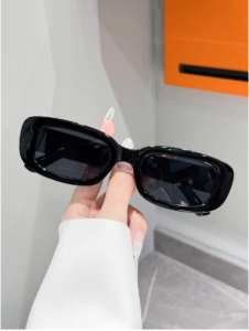 2pcs/Set Women's Black White Plastic Frame Square Beach Sunshade Fashionable Sunglasses(No Glasses Cloth) Beach Accessories For Women Glasses Shades