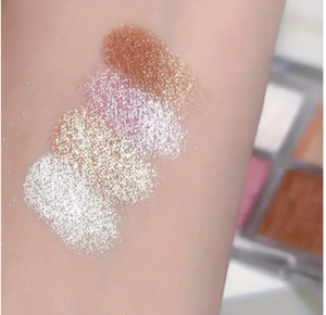 لوحة هايلايتر وكونتور بـ4 ألوان - مقاومة للماء، بريق طويل الأمد لجميع درجات البشرة، تفتيح وتحديد الملامح 4 لوحة هايلايتر وكونتور بـ4 ألوان - مقاومة للماء، بريق طويل الأمد لجميع درجات البشرة، تفتيح وتحديد الملامح