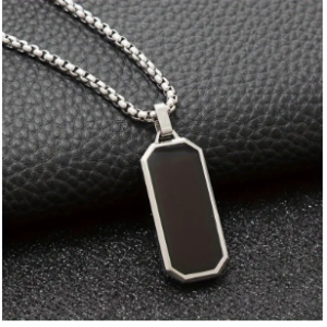 قطعة واحدة من قلادة الفولاذ المقاوم للصدأ، قلادة رجالية بسيطة باللون الأسود 1 قطعة واحدة من قلادة الفولاذ المقاوم للصدأ، قلادة رجالية بسيطة باللون الأسود
