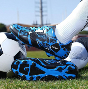 أحذية كرة قدم تدريبية خفيفة وعملية بنمط كلاسيكي بسيط ومنخفضة مع مسامات للتهوية 7 2025 02 01 10 31 55 Window