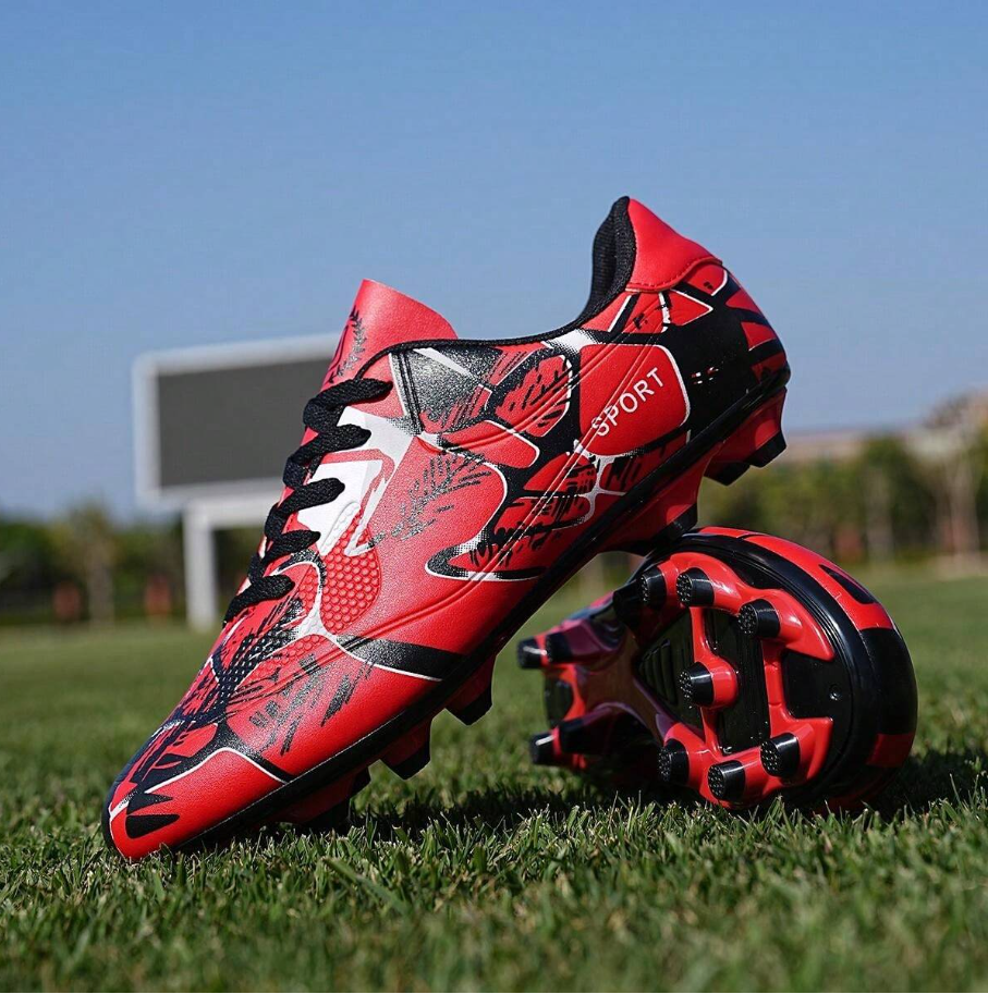 أحذية كرة قدم تدريبية خفيفة وعملية بنمط كلاسيكي بسيط ومنخفضة مع مسامات للتهوية 13 2025 02 01 10 33 30 Window