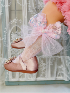 زوج واحد من جوارب شبكة صيد السمك الملونة الصلبة بعقدة فيونكة لامعة ولؤلؤ مزخرف بالزهور للفتيات 7 2025 02 18 18 45 58 1pair Girls Flower Embellished Pearl Glitter Bow Knot Solid Colored Fishnet S