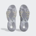 حذاء Adidas TRAE YOUNG 2 HQ0997 مصمم لمحبي كرة السلة، يجمع بين الراحة والأداء العالي بفضل توسيد Boost & Lightstrike والنعل المتين الذي يوفر ثباتًا مثاليًا على الملعب