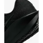 حذاء الجري Nike Downshifter 13 للرجال يتميز بتصميم خفيف الوزن وتهوية ممتازة بفضل الجزء العلوي الشبكي