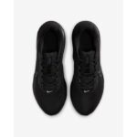 حذاء الجري Nike Downshifter 13 للرجال يتميز بتصميم خفيف الوزن وتهوية ممتازة بفضل الجزء العلوي الشبكي