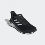 حذاء Adidas RESPONSE SUPER 2.0 G58068 مصمم للراحة والأداء العالي، يتميز بنسيج شبكي للتهوية، ووسادة BOOST لمزيد من التوسيد والاستجابة، مع نعل مطاطي يمنحك ثباتاً قوياً أثناء الحركة.