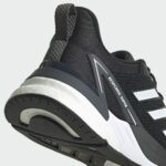 حذاء Adidas RESPONSE SUPER 2.0 G58068 مصمم للراحة والأداء العالي، يتميز بنسيج شبكي للتهوية، ووسادة BOOST لمزيد من التوسيد والاستجابة، مع نعل مطاطي يمنحك ثباتاً قوياً أثناء الحركة.