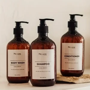 زجاجات الشامبو والبلسم والصابون مع مضخة سوداء وملصقات توضيحية، عبوة من 3 قطع بسعة 500 مل قابلة لإعادة التعبئة 3 8d52465beb12ac7eb769b0effb5b1e18