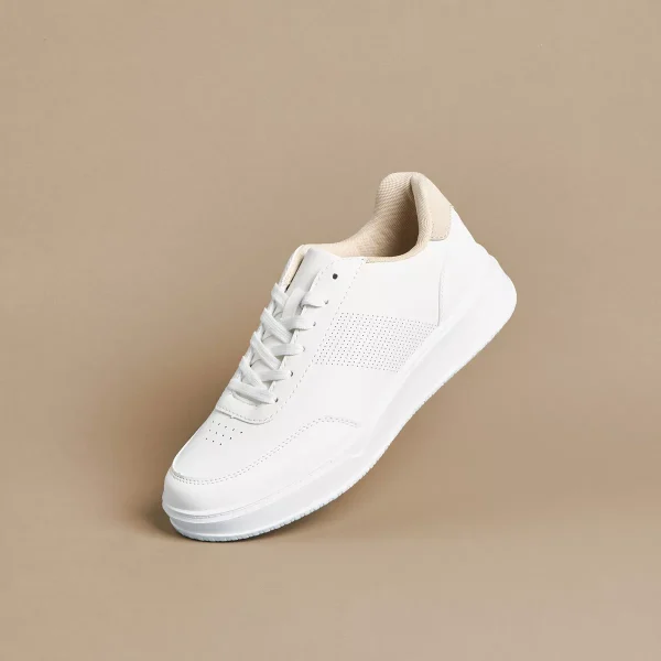 حذاء سنيكرز رجالي من ماكس أنيق