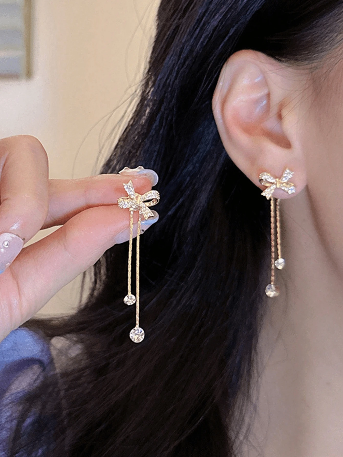 أقراط نسائية فراشة طويلة، أقراط كريستال متدلية أنيقة لإطلالة يومية ناعمة، مناسبة للاستخدام اليومي أو المناسبات غير الرسمية 1pair Long Butterfly Crystal Earrings with Tassel Chain Dangle, Women's Casual Daily Jewelry