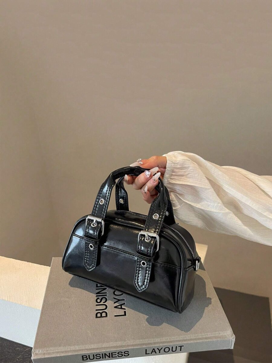 ⁦حقيبة بولينج نسائية نبيذي، جلد صناعي بتفاصيل بانك وحلقات معدنية، ستايل كاجوال عصري للاستخدام اليومي⁩ - الصورة ⁦12⁩