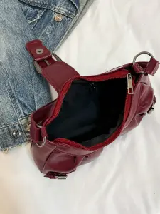 شنطة نسائية كروس بودي بستايل دراجات نارية قديم، جلد صناعي ناعم بتدرجات وأزرار معدنية، سعة كبيرة، مناسبة للإطلالات الرسمية والكاجوال 4 17432315627e922a4ce1ba7d51532ff8c66fa200f3