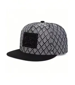 قبعة كاجوال أنيقة للجنسين بقطعة واحدة – بتصميم شبكي على شكل معينات وتزيين مطرّز 2 2025 06 16 12 25 57 Window