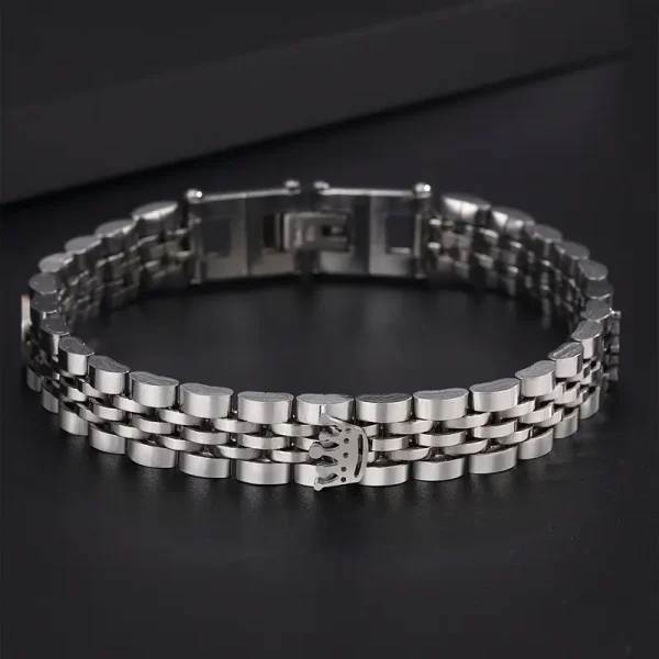 سوار رجالي من الستانلس ستيل بتصميم 3 تاجات – أناقة فاخرة للعمل والمناسبات