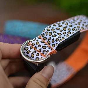 قلادة مضيئة بطبعة فهد للكلاب والقطط، طوق LED قابل للتعديل لحماية ليلية، مناسب للاستخدام اليومي والمشي الليلي 16 e98d2357b6fc8a7619d858f7199124ad enhanced