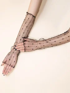 قفازات نسائية بدون أصابع بتصميم ميني ماليست، إكسسوار يومي أنيق، مناسب للاستخدام اليومي والكاجوال أو لإطلالات السهرات البسيطة 7 16165633752e08d4756ccba7ff0d2769954025102e