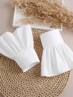 كمّ نسائي مزين بكشكش لعيد الحب، زينة معصم أنثوية ناعمة، يضفي لمسة رومانسية لأي زي بسيط