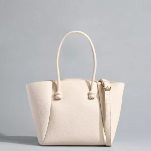 شنطة توتي نسائية من ماكس بارزة الملمس بمقابض مزدوجة وسحاب، تصميم عملي وأنيق 2025 14 167203249 23458 MXSS24122223 01 2100