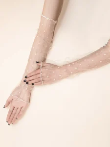 قفازات نسائية بدون أصابع بتصميم ميني ماليست، إكسسوار يومي أنيق، مناسب للاستخدام اليومي والكاجوال أو لإطلالات السهرات البسيطة 2 1739263735eaee022690c3a7b60cad4d917faa7873