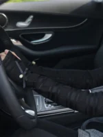 أكمام نسائية حماية من الشمس أكمام للقيادة دانتيل فيونكة نسيج حرير جليدي UV protection Ice silk sleeves Elegant arm covers Summer driving sleeves breathable sleeves fashion sun sleeves أكمام ركوب الدراجة أكمام طويلة نسائية صيفية