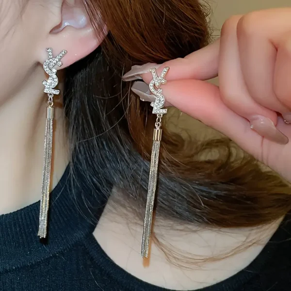 أقراط نسائية شراشيب طويلة، تصميم أنثوي