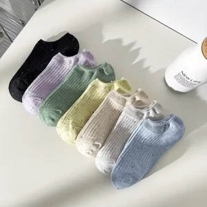 جوارب نسائية صيفية قصيرة ناعمة وخفيفة، طقم 5 أزواج بألوان عصرية، مناسبة للارتداء اليومي أو أثناء التنقل والسفر 3 39925278 b1f8 4f9c acd2 f2fd8e07ca64