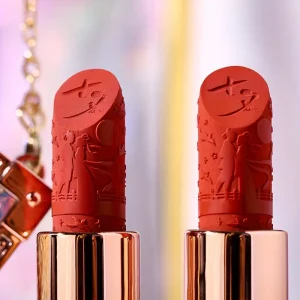 طقم أحمر شفاه مخملي 3 ألوان من سترايت برايت، ثابت وغير لامع، تغطية عالية بلمسة واحدة 6 508d99c1431a3900c3232c461ed641da