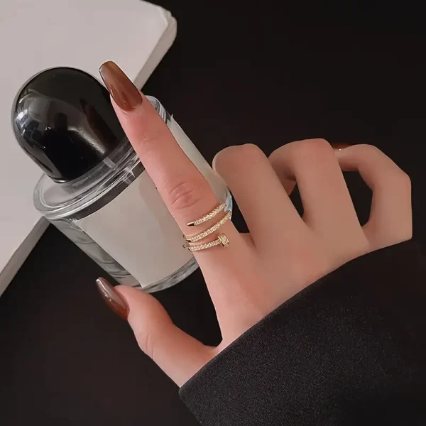 خاتم نسائي حلزوني أنيق قابل للتعديل، هدية مثالية للمناسبات والسهرات