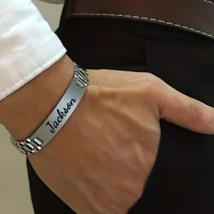 سوار شخصي بنقش اسم وتاريخ، هدية فريدة من الفولاذ المقاوم للصدأ للمناسبات 2025، تصميم أنيق يناسب الإطلالات اليومية والرسمية 10 5de7ce75 9140 4dbc a0a8 57f88666a54a