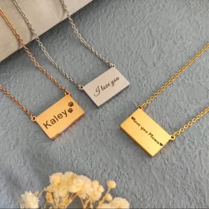 قلادة صورة مخصصة مع رسالة خفية، تصميم أنيق وراقي مستوحى من الطراز الكلاسيكي، هدية أنثوية أنيقة لعيد الأم أو المناسبات الخاصة 3 6127c4a9 cbcc 426a 9272 601866124bfc 1