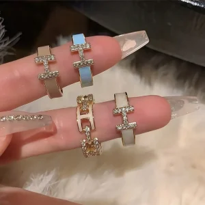 خاتم فرنسي مفتوح بحرف H، تصميم فاخر من الزنك والزركون لهدايا النساء 2 61764468 b32f 4033 9e8d 1e1e74c2f7ed