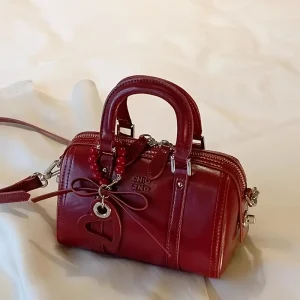 667132fc d39a 49c9 b8ad fad7c0f0126f