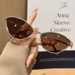نظارات بيضاوية نسائية كلاسيكية خفيفة وأنيقة، تصميم مريح للارتداء اليومي