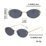 نظارات نسائية نظارات عصرية نظارات سوداء نظارات شفافة إطار بيضاوي نظارات مناسبة للمناسبات نظارات بتشطيب لامع نظارات رسمية وكاجوال نظارات أنيقة للنساء