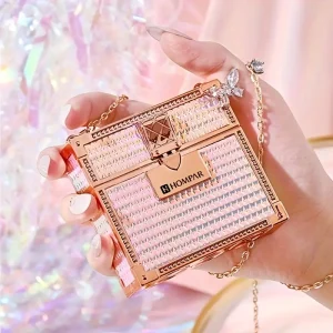 طقم أحمر شفاه مخملي 3 ألوان من سترايت برايت، ثابت وغير لامع، تغطية عالية بلمسة واحدة 11 be50cf6e feaa 4efe 9abe d949d850ec98