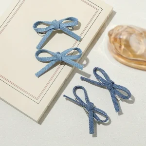 مشابك شعر فيونكة دينيم زرقاء، طقم 4 قطع عصرية للفتيات والنساء، تصميم عصري بلمسة عتيقة من قماش الدينيم 4 c9ab5dce87094f619111ed8b3bc21943 goods