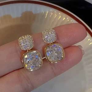 1686660c64054f5e833aa511cf59da77 goods