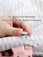 عدة خياطة صغيرة محمولة لإصلاح الملابس، مشبك دب صغير مضيء، 660 إبرة لاصقة، أداة خياطة يدوية بدون خيط لتثبيت الأقمشة والملابس والبياضات دون آثار واضحة - الصورة 3