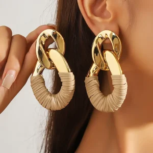 8725bde2 93b8 4f46 9f74 c37a257a2d80