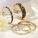 طقم أساور نسائية | طقم أساور | أساور بنقشة فهد | أساور بانك | مجوهرات عتيقة | أساور يدوية | أكسسوار نسائي | إكسسوارات الشارع | موضة بانك | أساور قابلة للتكديس