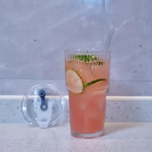 كوب زجاجي مخطط بغطاء وقشة، سعة 600 مل للمشروبات الساخنة والباردة، مثالي للاستخدام المنزلي، في المكتب، أو أثناء السفر 9 cf8c1617 8eed 4b7a ae8e 61ddbfc66f61