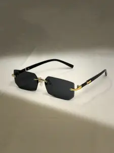 نظارة رجالية بإطار صغير أسود بدون حوافر 3 1746597876746210ea3b1268cd4480696630f00b7c