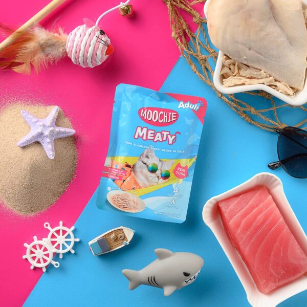 Moochie MEATY Tuna، Tuna & Chicken Breast، طعام قطط بالغ، طعام رطب، موشي، تونة ودجاج، وصفة جيلي، تغذية متوازنة، باوت قطط