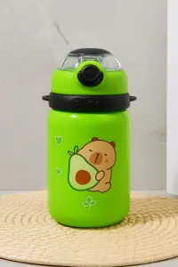 زجاجة مياه للأطفال بتصميم دب كرتوني، آمنة وصحية وبألوان متنوعة، مثالية للمدرسة والرحلات 3 53af1e4a 1db6 4194 a3df 613cab3ac41c