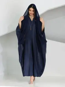 عباية نسائية خليجية فاخرة باللون الكحلي، تصميم واسع بكاب وغطاء رأس للمناسبات الخاصة 1 WhatsApp Image 2025 09 08 at 12.42.38 PM