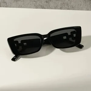 نظارة نسائية عين القطة، إطار خفيف عصري إكسسوار متعدد الاستخدامات يتماشى مع مختلف الملابس والستايلات 6 ba91503e 6ce0 4528 90b1 4adbc31de5ee