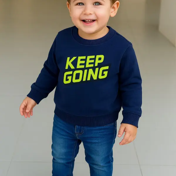 سويت شيرت أولادي كحلي بكتابة KEEP GOING صفراء