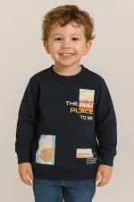 سويت شيرت أولادي كحلي بعبارة THE BEST PLACE TO BE